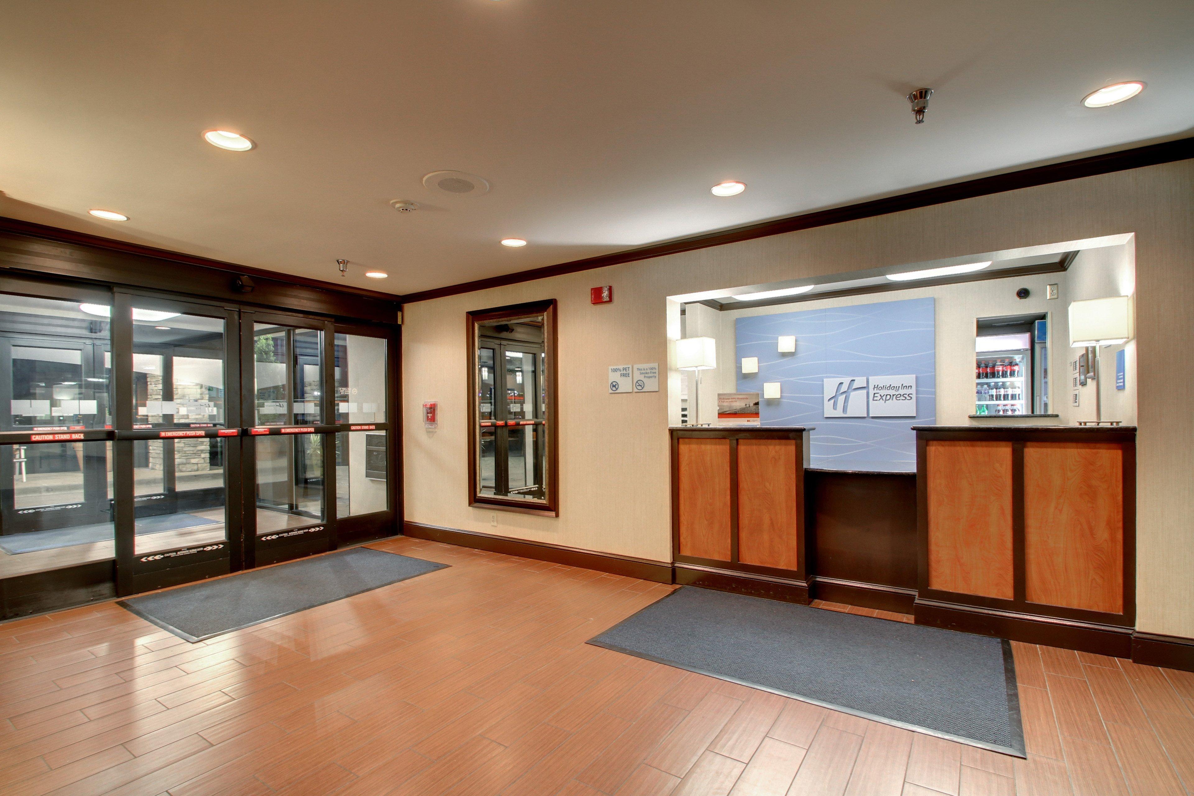 Holiday Inn Express Hotel Fort Campbell-Oak Grove By Ihg Luaran gambar