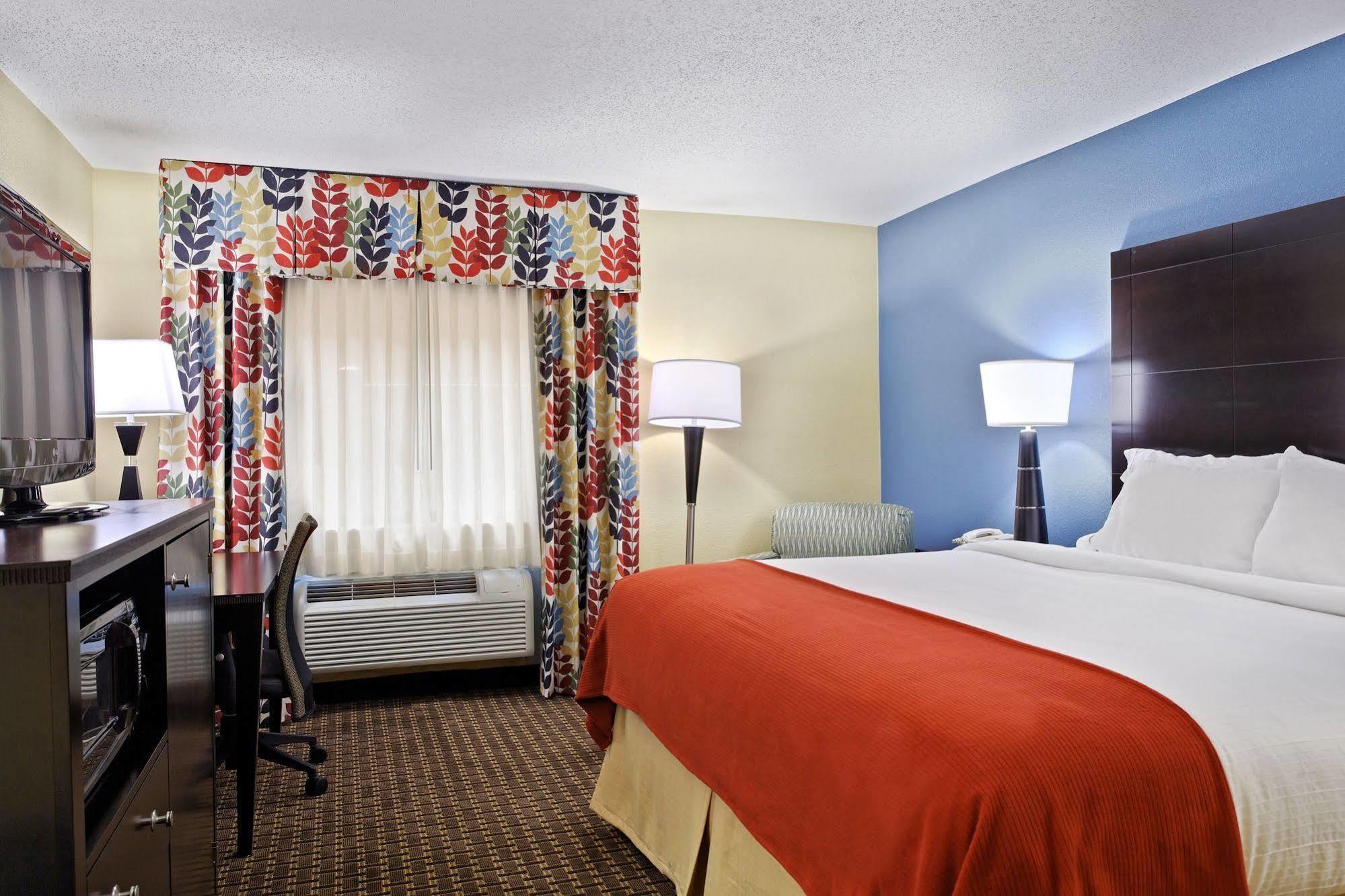 Holiday Inn Express Hotel Fort Campbell-Oak Grove By Ihg Luaran gambar